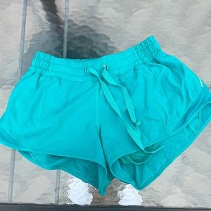 Lululemon hotty hot short